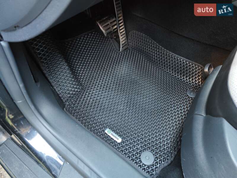 Універсал Skoda Octavia 2010 в Запоріжжі