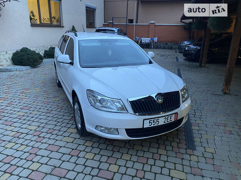 Универсал Skoda Octavia 2013 в Мукачево фото 15 Универсал Skoda Octavia 2013 в Мукачево