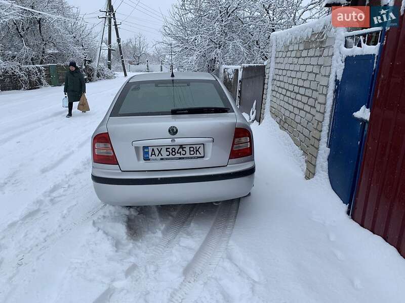 Лифтбек Skoda Octavia 2006 в Чугуеве