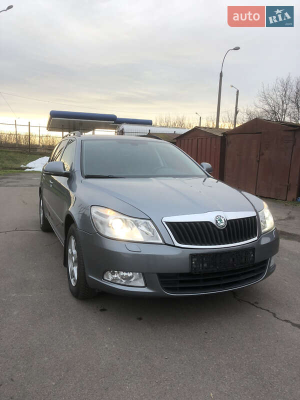 Універсал Skoda Octavia 2012 в Луцьку
