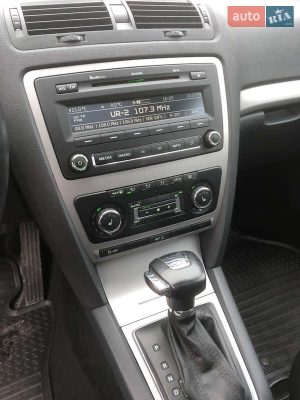 Універсал Skoda Octavia 2012 в Луцьку