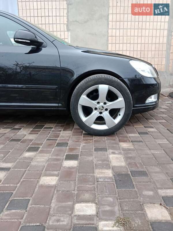 Універсал Skoda Octavia 2010 в Кривому Розі