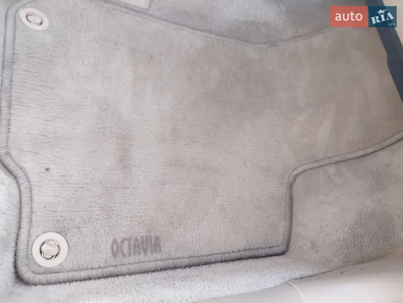Универсал Skoda Octavia 2002 в Львове документ
