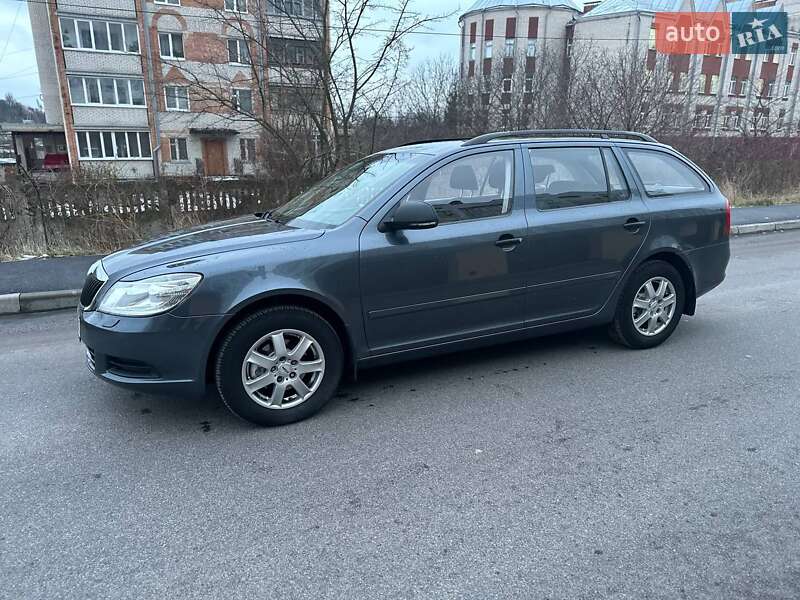 Универсал Skoda Octavia 2010 в Виннице