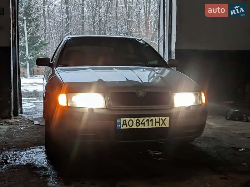 Ліфтбек Skoda Octavia 2001 в Ужгороді фото 5 Ліфтбек Skoda Octavia 2001 в Ужгороді
