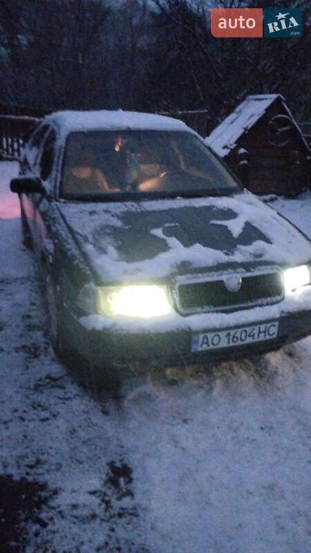 Лифтбек Skoda Octavia 2000 в Ужгороде