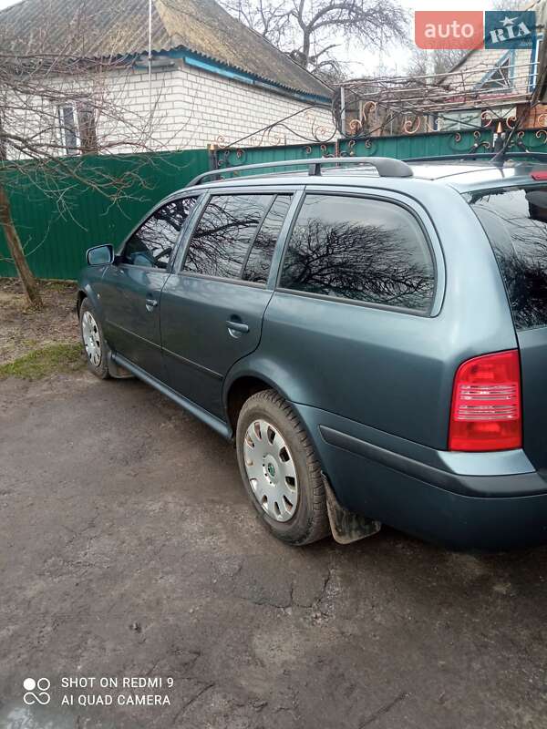 Универсал Skoda Octavia 2004 в Карловке