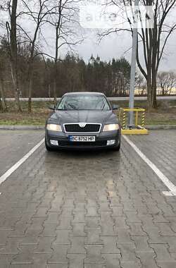 Лифтбек Skoda Octavia 2008 в Городке