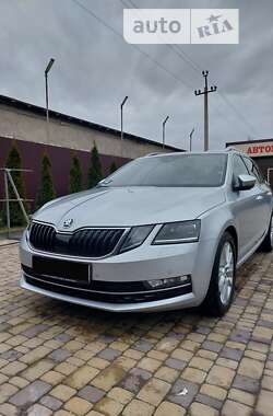 Універсал Skoda Octavia 2019 в Тернополі