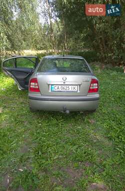 Лифтбек Skoda Octavia 2008 в 