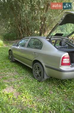 Лифтбек Skoda Octavia 2008 в 