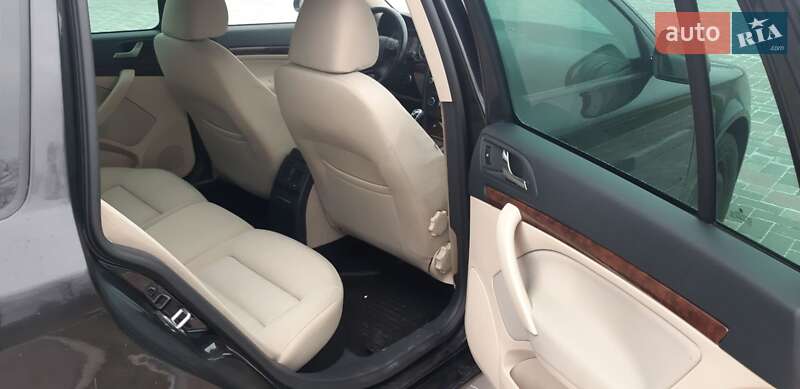 Универсал Skoda Octavia 2012 в Овруче