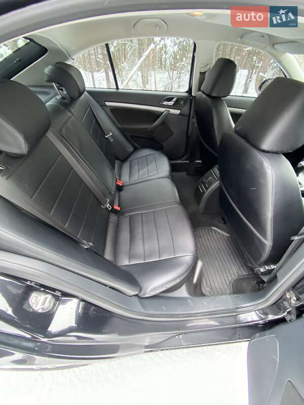 Лифтбек Skoda Octavia 2012 в Шостке