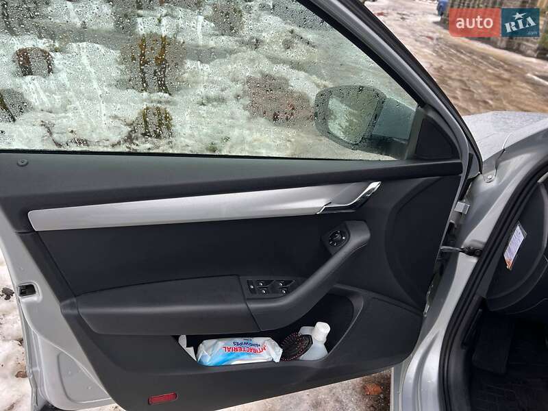 Универсал Skoda Octavia 2014 в Житомире