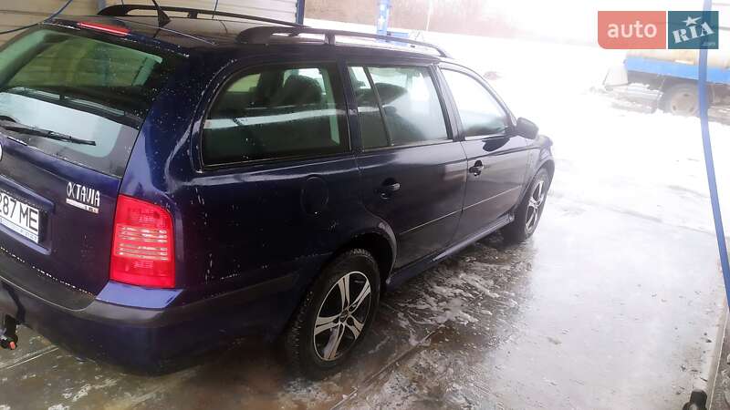 Универсал Skoda Octavia 2003 в Бориславе