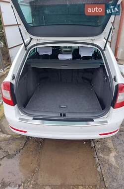 Универсал Skoda Octavia 2011 в 