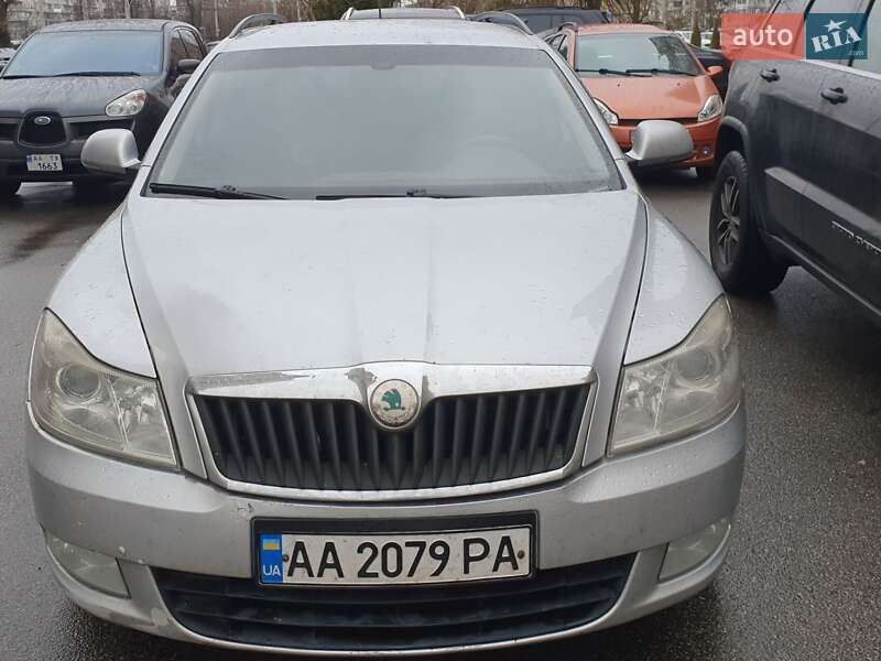 Универсал Skoda Octavia 2010 в 