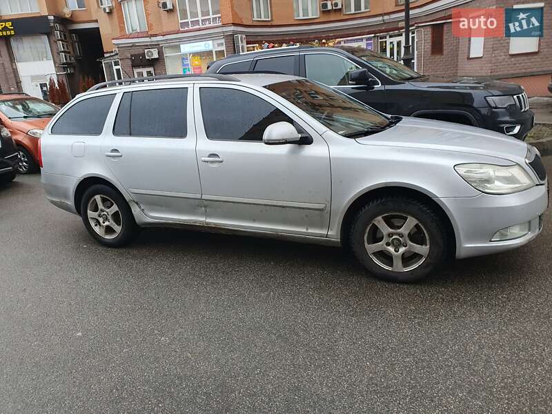 Универсал Skoda Octavia 2010 в Киеве
