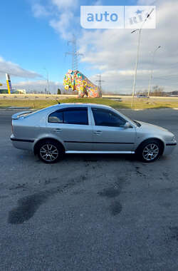 Лифтбек Skoda Octavia 2007 в Киеве