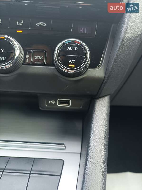 Универсал Skoda Octavia 2019 в Тячеве фото 12 Универсал Skoda Octavia 2019 в Тячеве