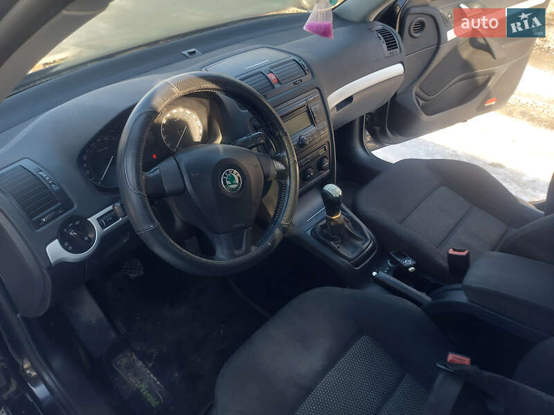 Ліфтбек Skoda Octavia 2006 в Тячеві