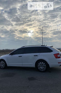 Универсал Skoda Octavia 2014 в Харькове