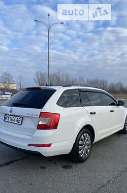 Універсал Skoda Octavia 2014 в Харкові