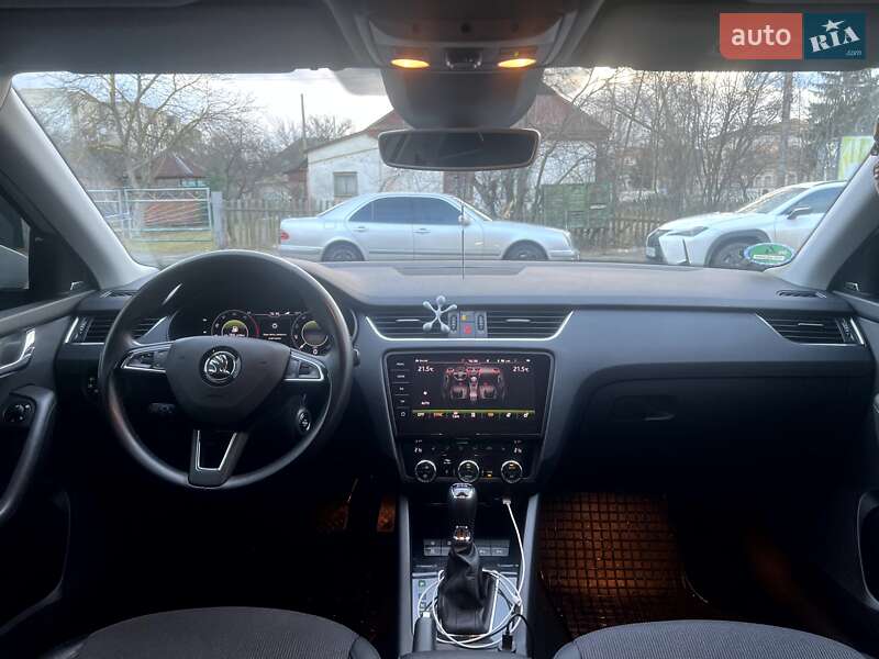 Универсал Skoda Octavia 2019 в Ковеле