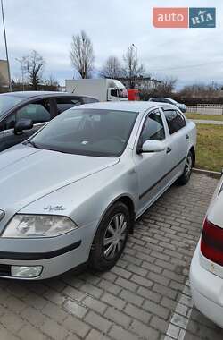 Лифтбек Skoda Octavia 2008 в Львове