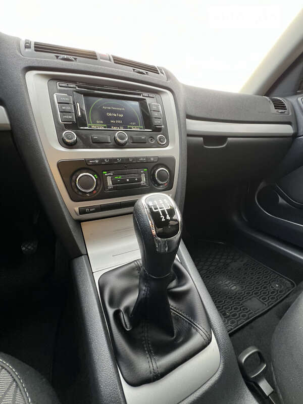 Універсал Skoda Octavia 2012 в Тячеві