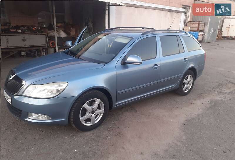 Універсал Skoda Octavia 2010 в Полтаві
