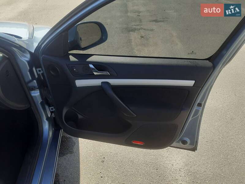 Універсал Skoda Octavia 2010 в Полтаві