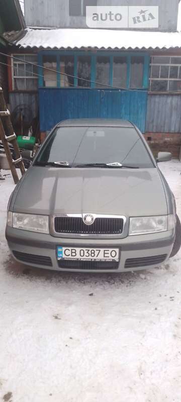 Лифтбек Skoda Octavia 2002 в Чернигове