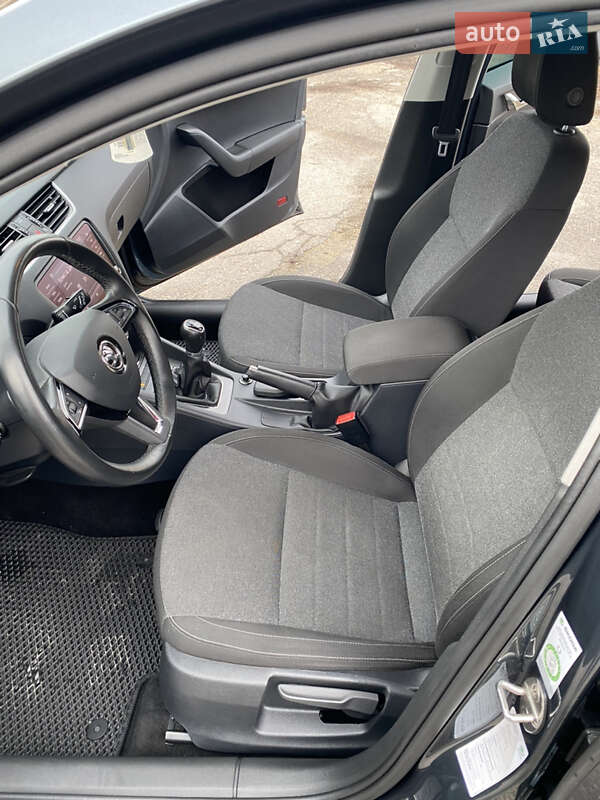Універсал Skoda Octavia 2019 в Кропивницькому