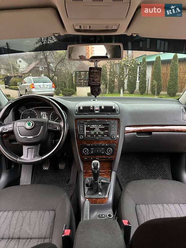 Лифтбек Skoda Octavia 2012 в Тячеве