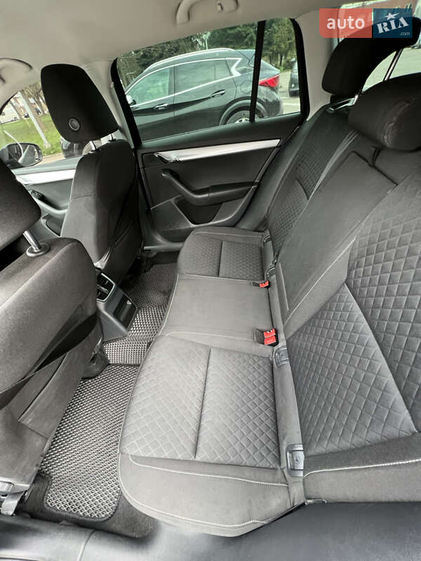 Універсал Skoda Octavia 2015 в Рівному фото 13 Універсал Skoda Octavia 2015 в Рівному