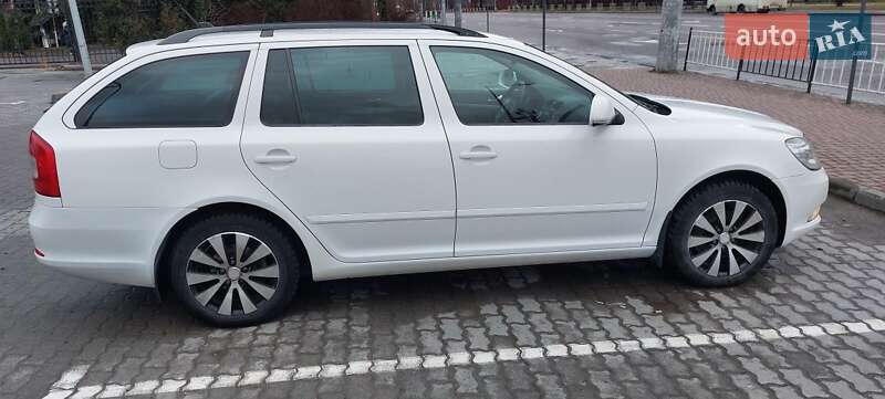 Универсал Skoda Octavia 2009 в Буске