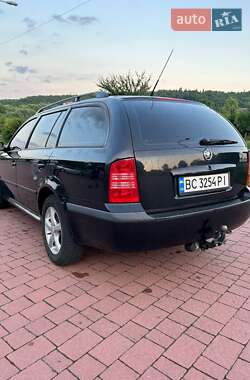 Универсал Skoda Octavia 2002 в Трускавце