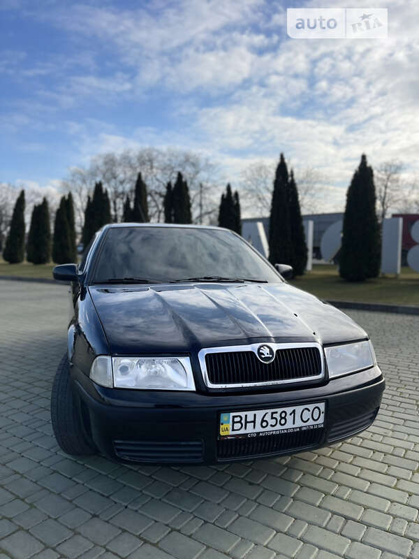 Лифтбек Skoda Octavia 2001 в Одессе