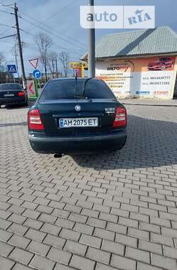 Ліфтбек Skoda Octavia 2002 в Житомирі