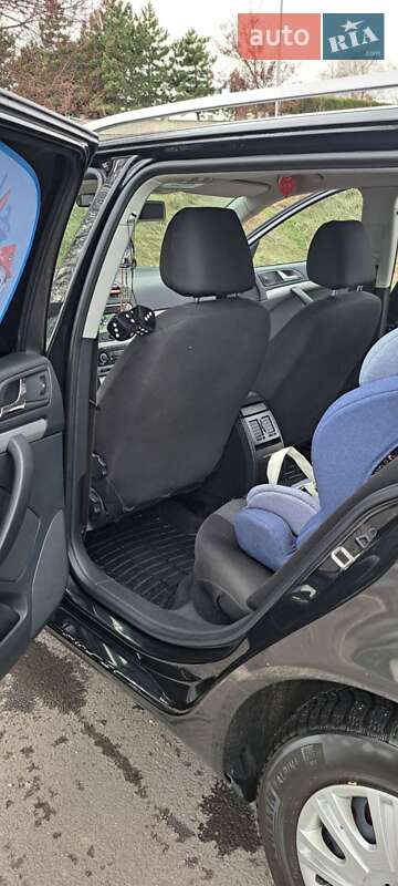 Универсал Skoda Octavia 2012 в Виноградове