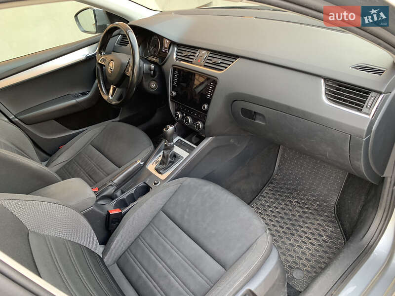 Універсал Skoda Octavia 2018 в Луцьку