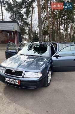 Универсал Skoda Octavia 2003 в Виннице