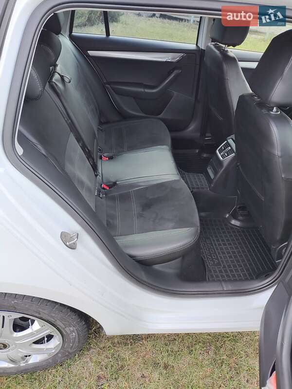 Универсал Skoda Octavia 2016 в Каменец-Подольском