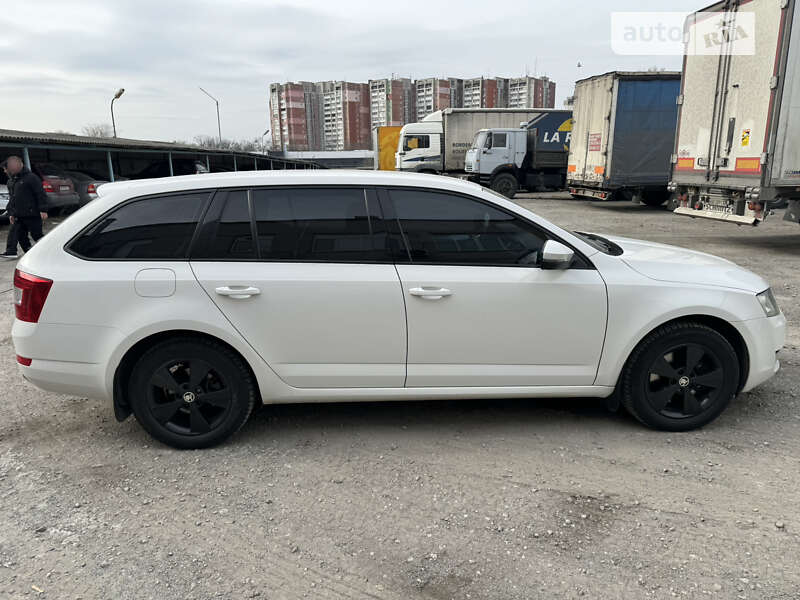 Универсал Skoda Octavia 2014 в Днепре