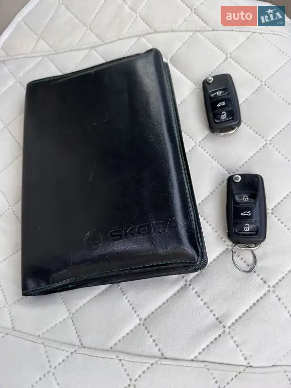 Универсал Skoda Octavia 2012 в Христиновке документ