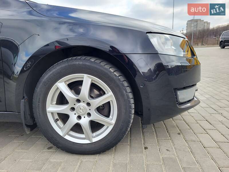 Универсал Skoda Octavia 2016 в Ровно