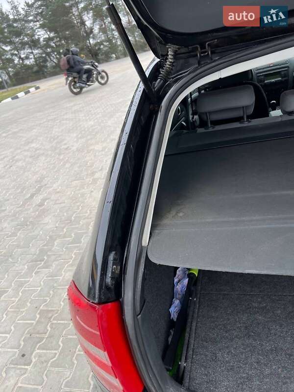 Универсал Skoda Octavia 2005 в Львове