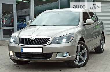 Лифтбек Skoda Octavia 2010 в Днепре