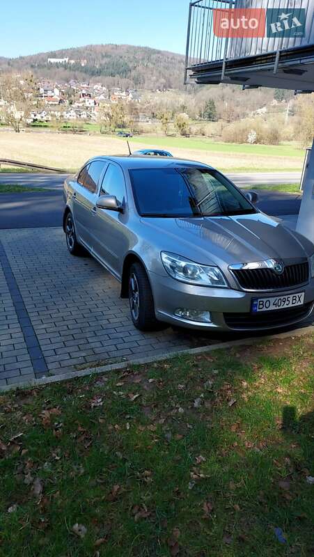 Седан Skoda Octavia 2011 в Тернополі